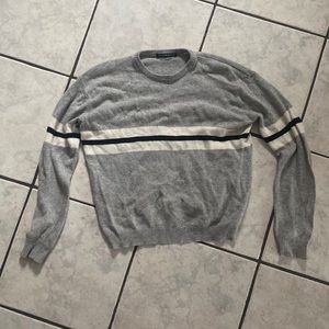 brandy melville gray sweater size S